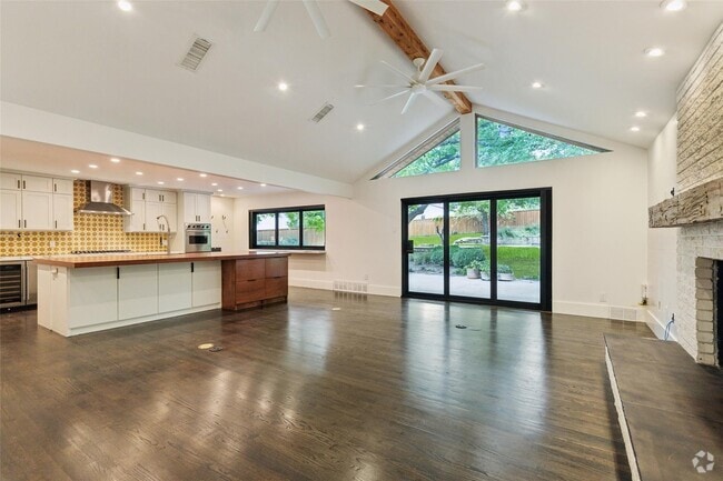 Building Photo - 6945 Tokalon Dr Rental