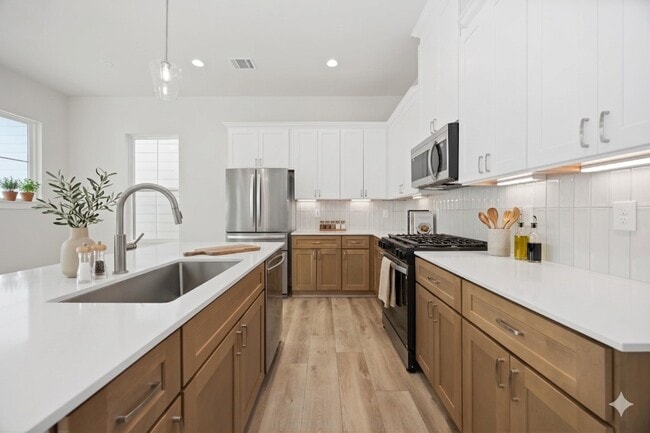 Photo - 6109 Campos Dr