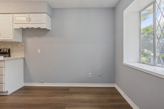 Photo - 14447 Misty Meadow Ln