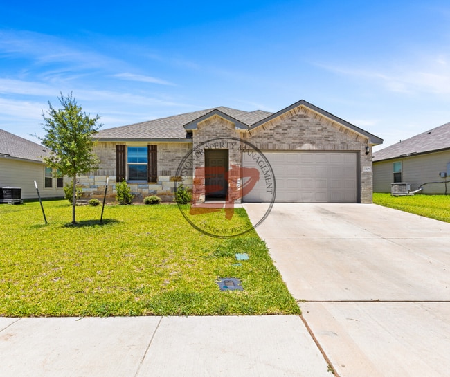 Building Photo - 7209 Llano Dr Rental