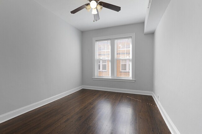 Photo - 1104 W Glenlake Ave Unidad 2