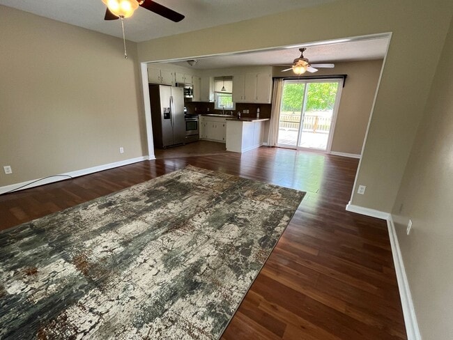 Photo - 2133 Catherine Lake Rd
