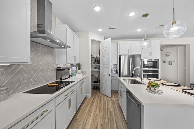 Photo - 50 Moana Ct S