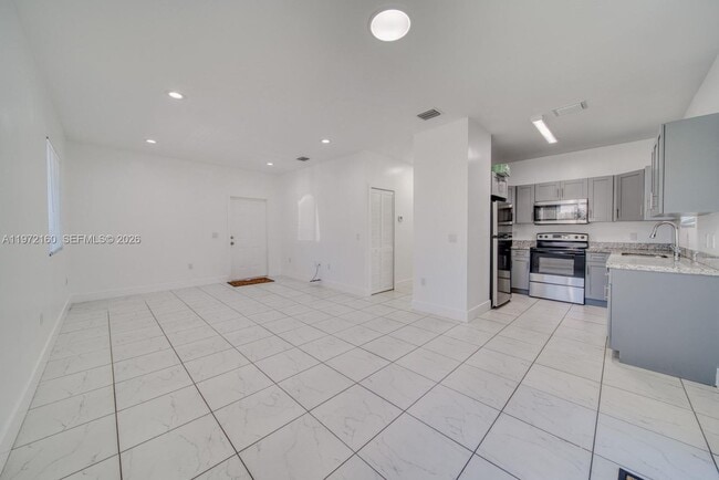 Photo - 14710 NE 7th Ct