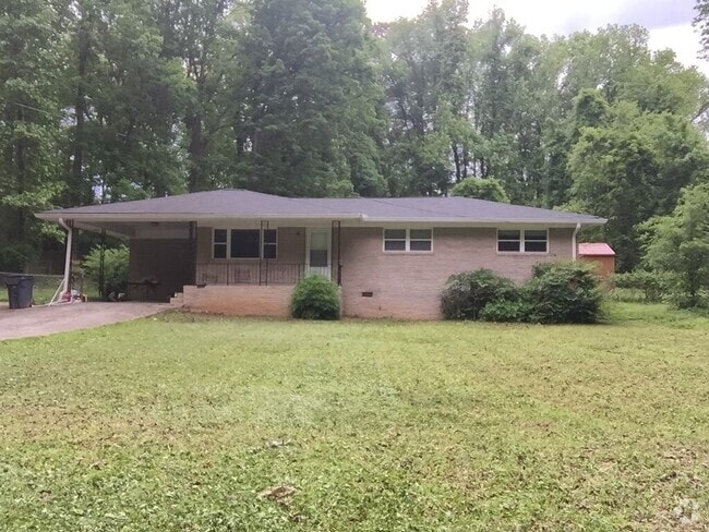 Building Photo - AMAZING 3 BEDROOM HOME READY TO MOVE INTO!...
