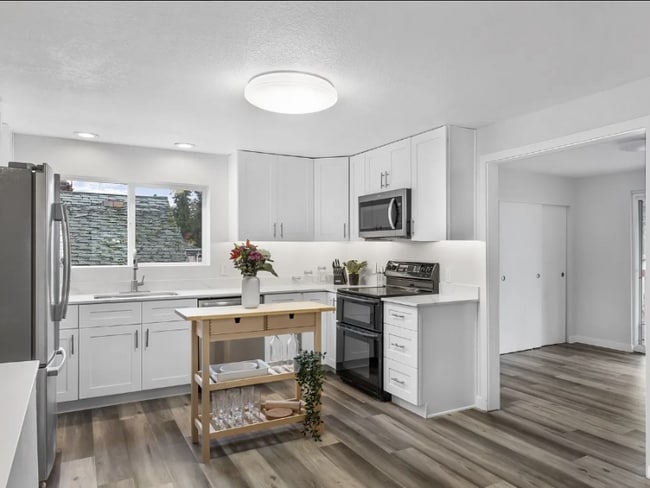 Photo - 12860 Occidental Ave S