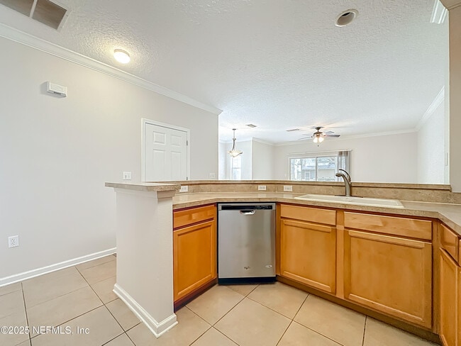 Photo - 5663 Greenland Rd Unit 1701