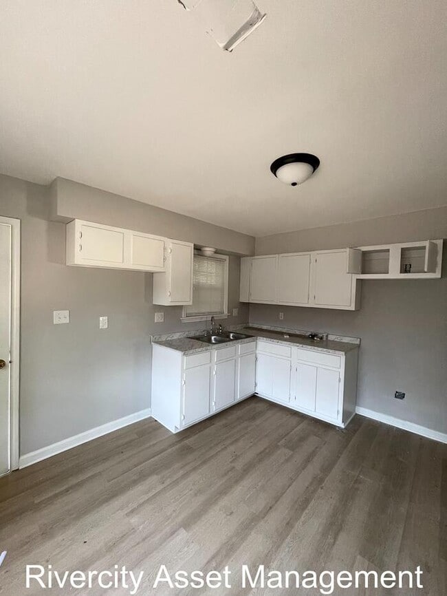 Photo - 107 Loraine Rd