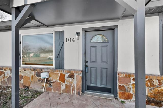 Photo - 104 Maxwell Rd