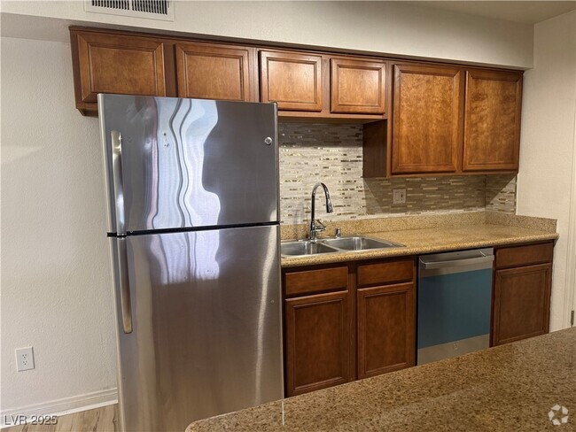 Building Photo - 3135 S Mojave Rd Unit 214 Rental