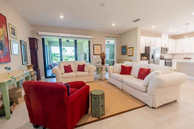 Photo - 12877 SW Ambra St.