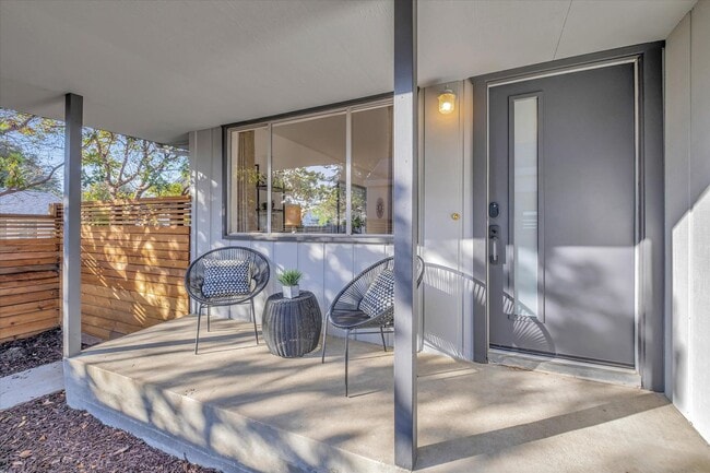 Photo - 103-109 Darlington Unit 103 Darlington Lane