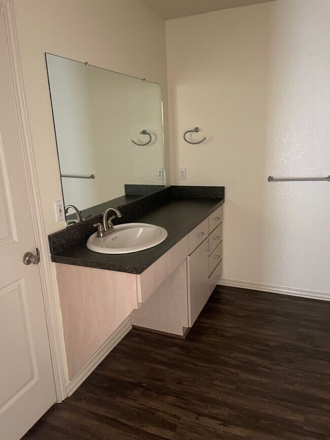 Photo - Spacious Duplex