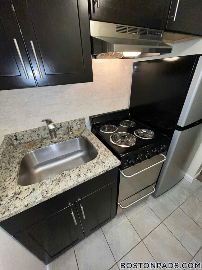 Photo - 62 Boylston St Unit 823
