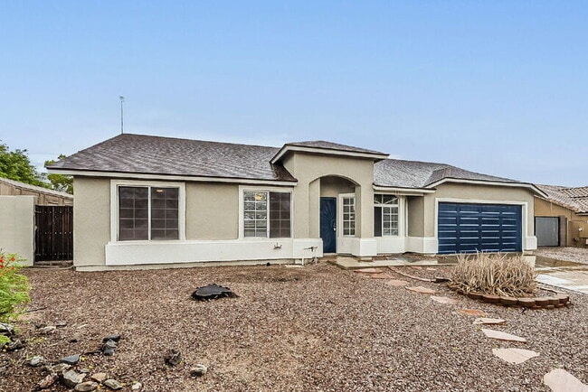 Building Photo - 841 N Hillridge Rental