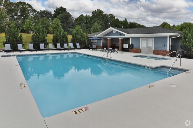 Piscina - The Hub at Palmetto Pointe