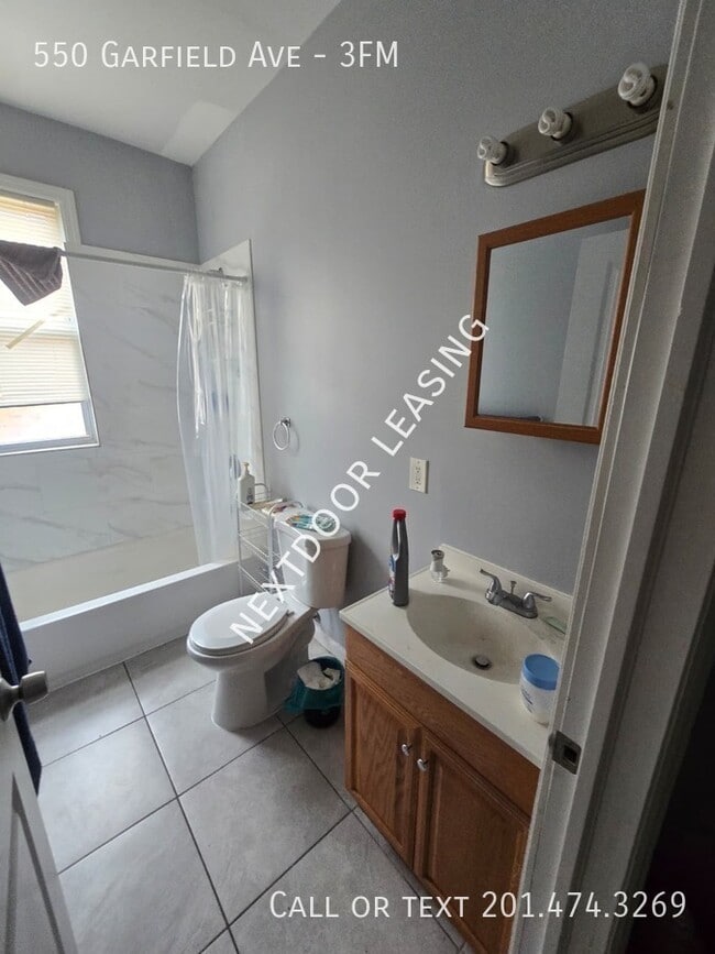 Photo - 550 Garfield Ave Unit 3FM