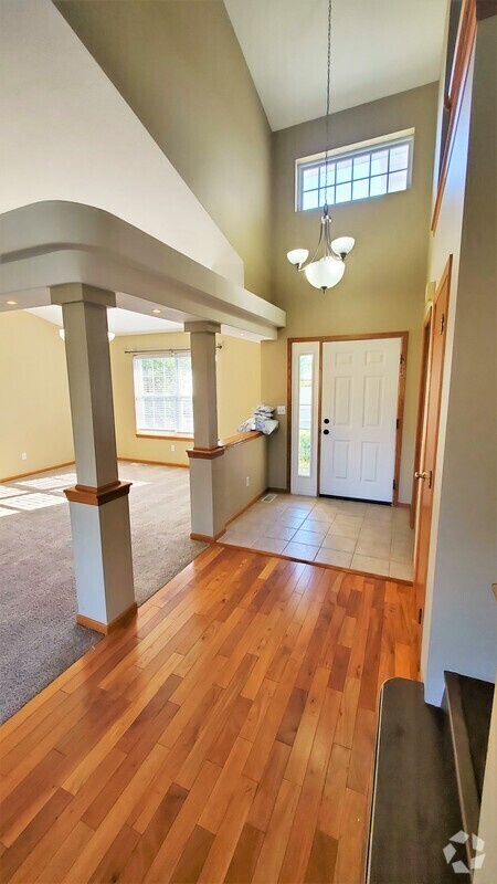 Building Photo - 4260 Windemere Way Rental