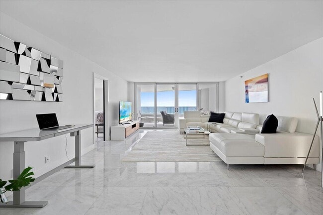 Building Photo - 5200 N Ocean Dr Unit 905 Rental
