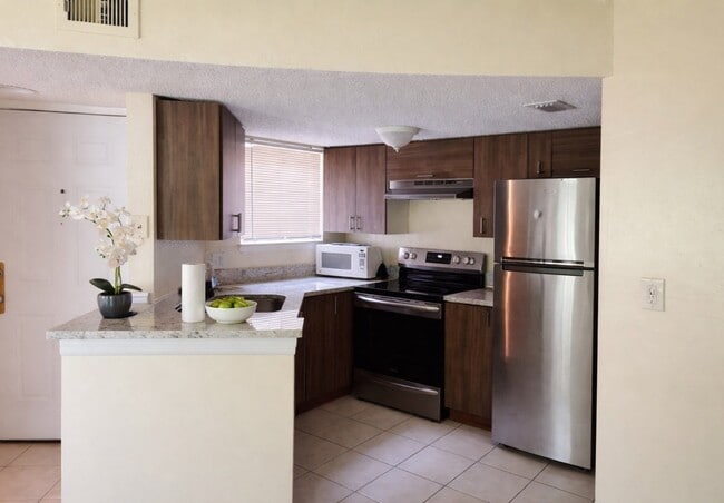 Photo - 1964 Lake Atriums Cir Unidad 158