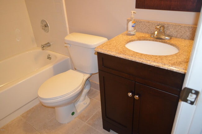 Photo - 101 Summer Pl Unit 3