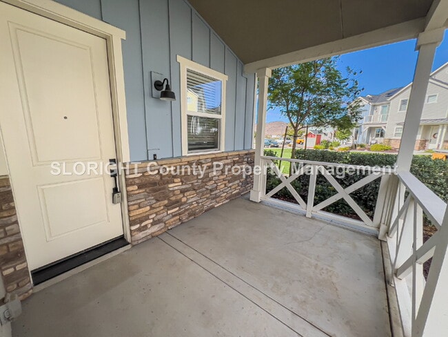 Photo - AVAILABLE NOW - 3 Bed/ 3 Bath Beautiful SL...