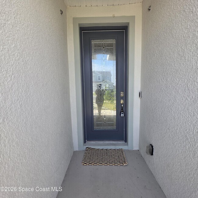Photo - 2412 Carrick St