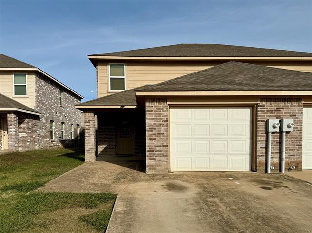 Photo - 812 Parkplace Ridge Townhome