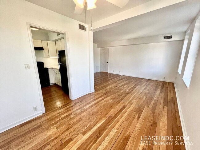 Photo - 3620 38th St NW Unit #D262