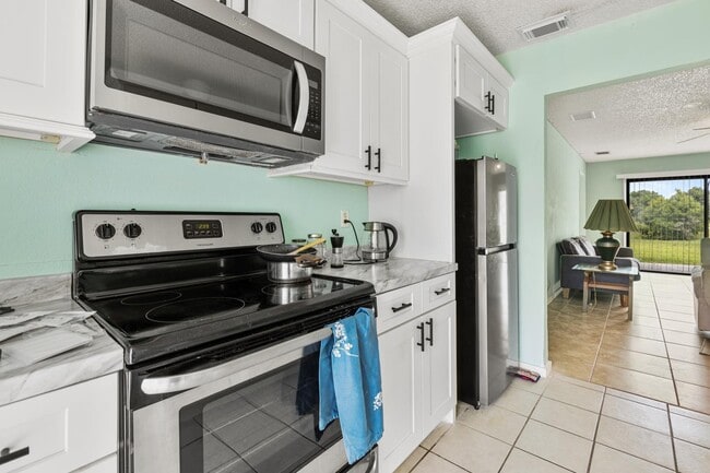 Photo - 603 SW Jeanne St