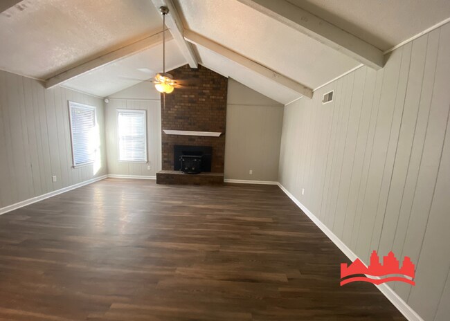 Photo - 1434 Hardwood Trail