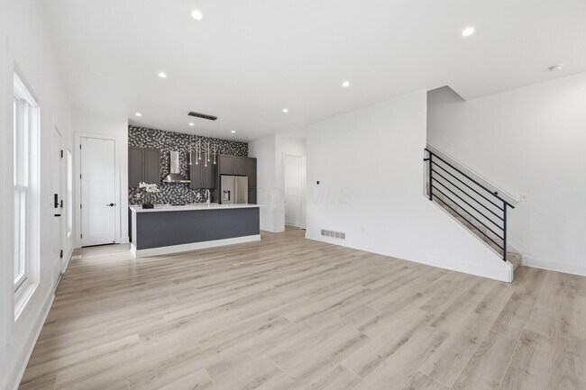 Photo - 1102 Summit St