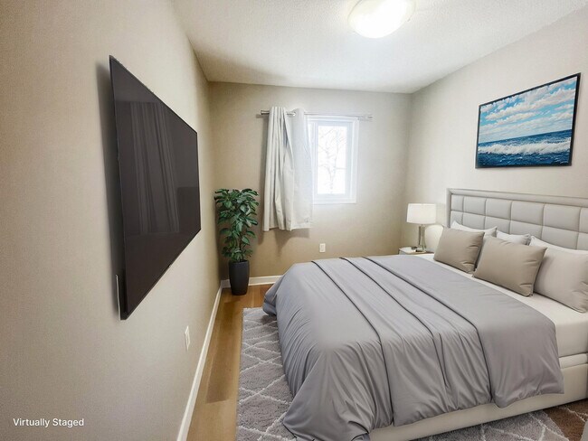 Photo - Regina Court Apartments