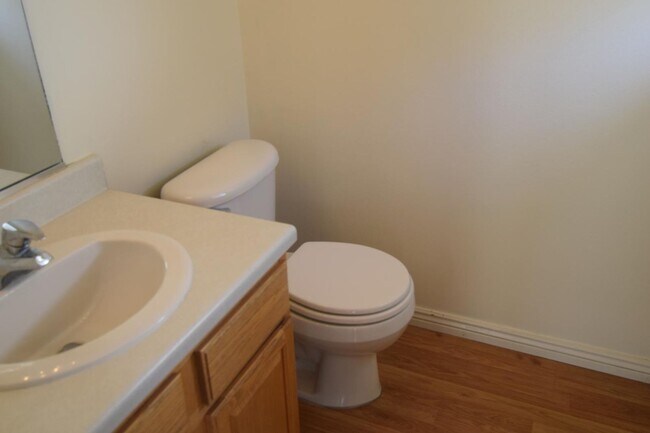 Photo - 119 Penhurst Pl