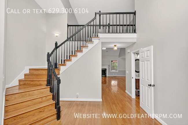 Photo - 3940 Waterford Way