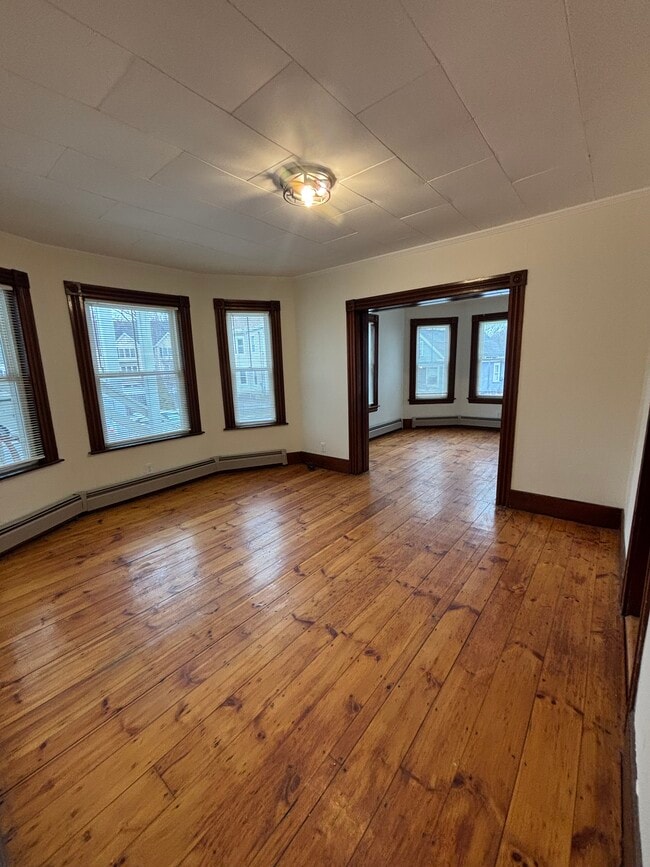 Building Photo - 23 Saunders St Unit 23