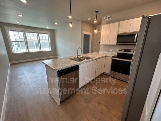 Photo - 6086 Northstead Ave Unit 202