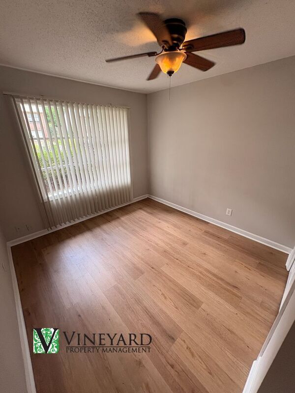 6085 Sand Wedge Cir