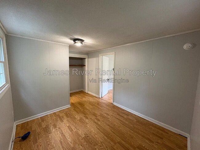 Photo - 1312 Laurel Ln