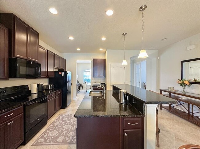 Photo - 720 Parkmont Pl