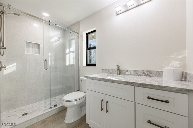 Photo - 5308 Shalley Cir E