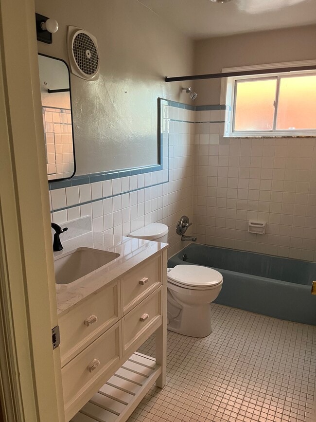 Photo - 2017 St Michael Dr Unit 1