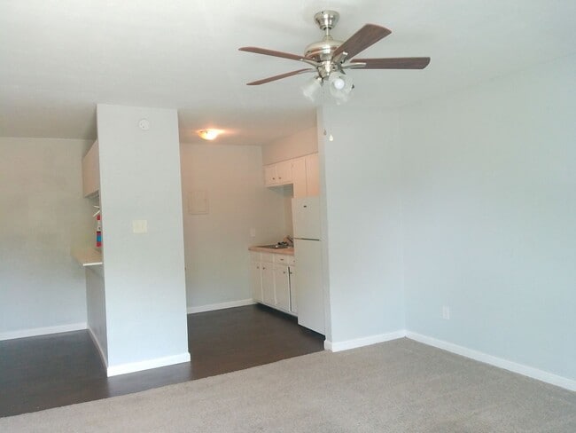 Photo - 2026 Waldron Rd