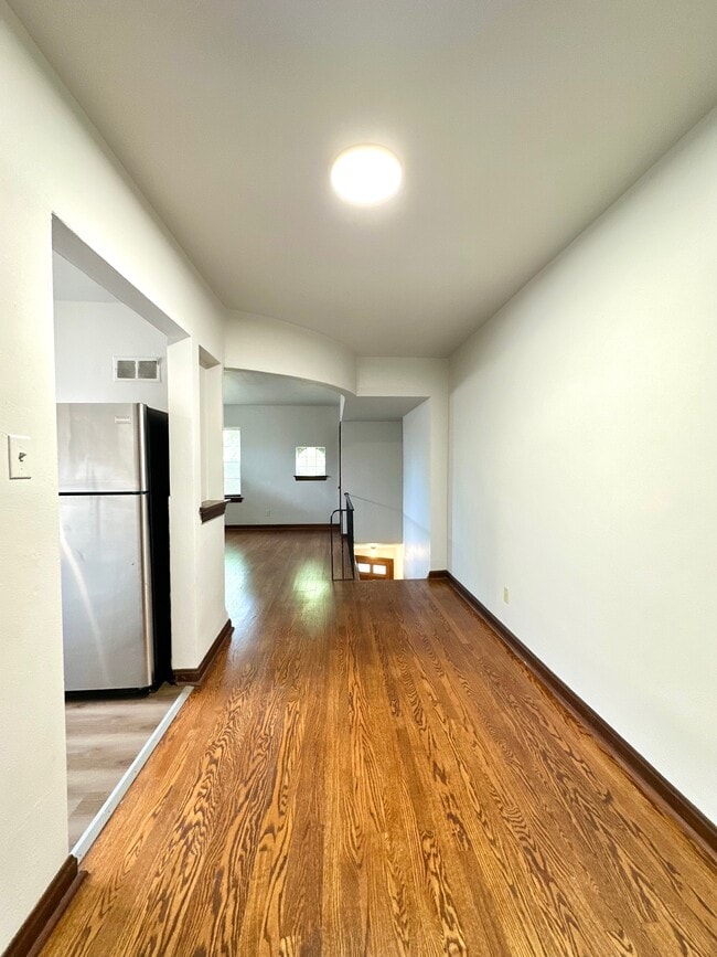 Photo - 4637 Jamieson Ave Unit 1st fl