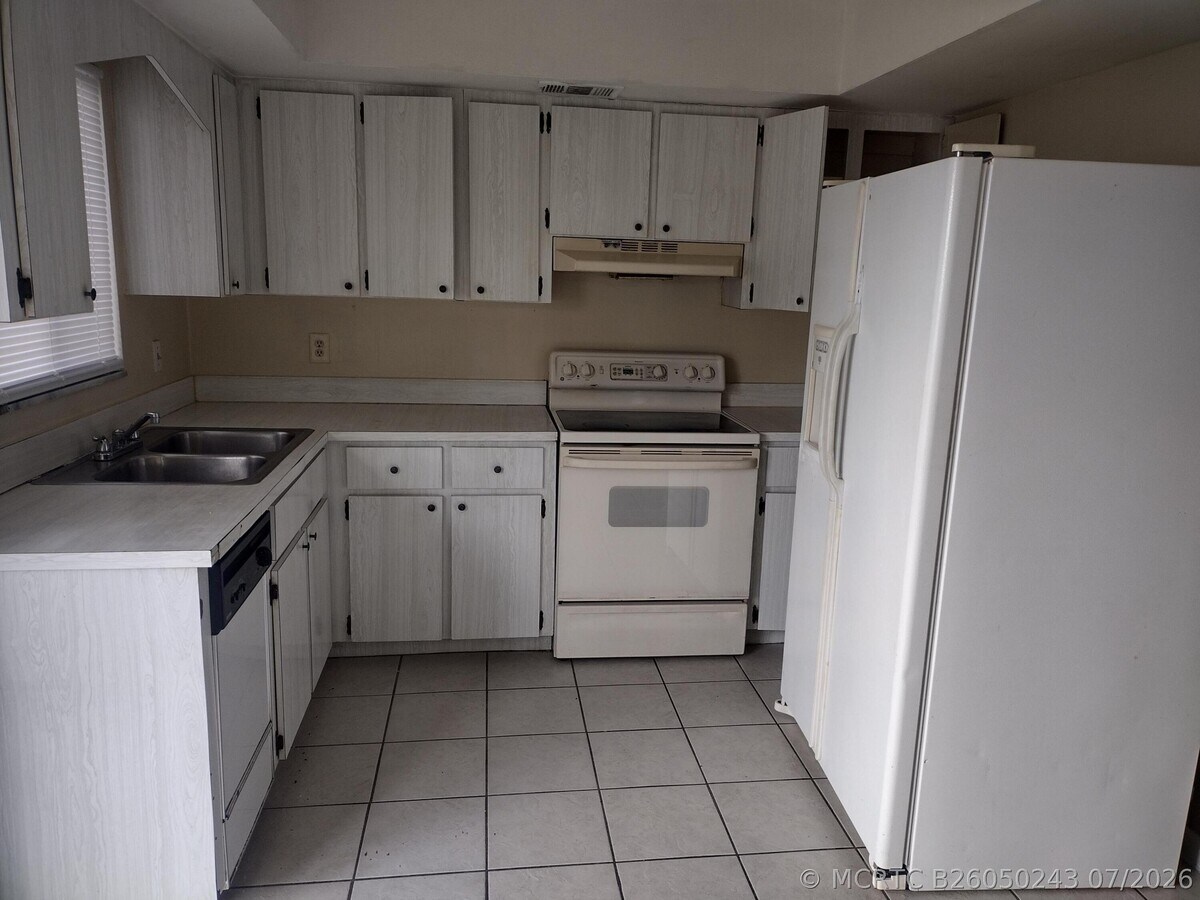 Photo - 2891 Gulfstream Rd