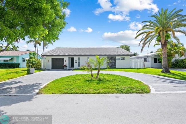 Photo - 420 SE 13th Ave Casa
