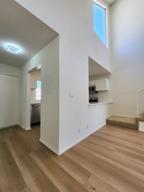 Photo - 2120 Bentley Ave