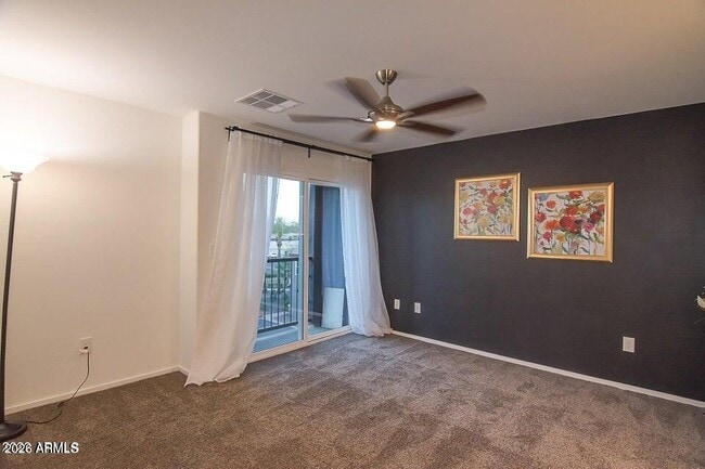 Photo - 2362 E Huntington Dr