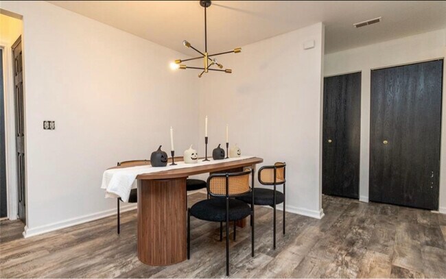 Photo - 867 Amanda Ln