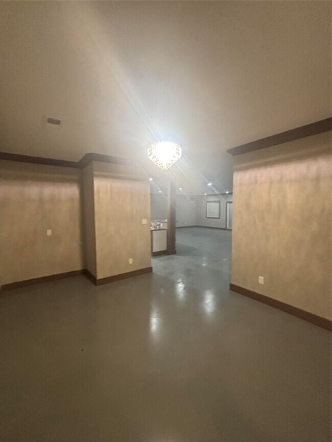 Photo - 9480 Plum Grove Rd